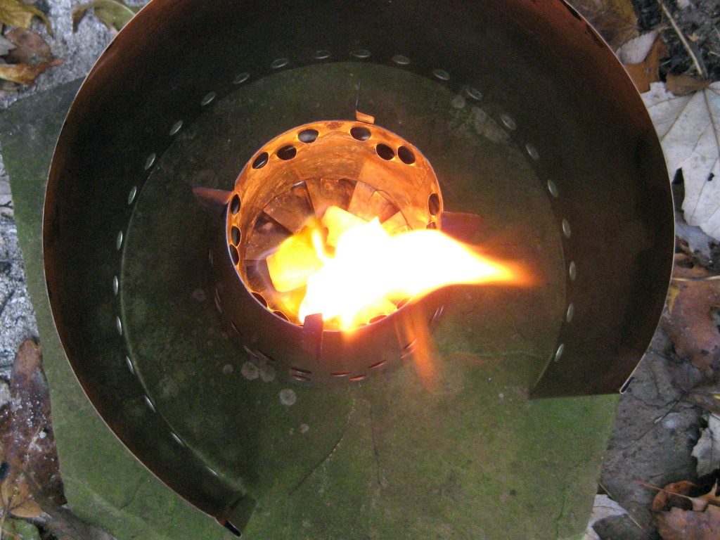 BushCooker LT III fueled with Esbite tabs